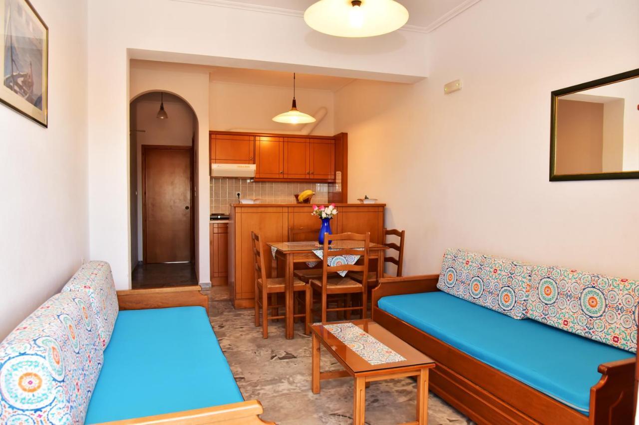 Filoxenia Apartments 2 Palaiochora Exterior foto