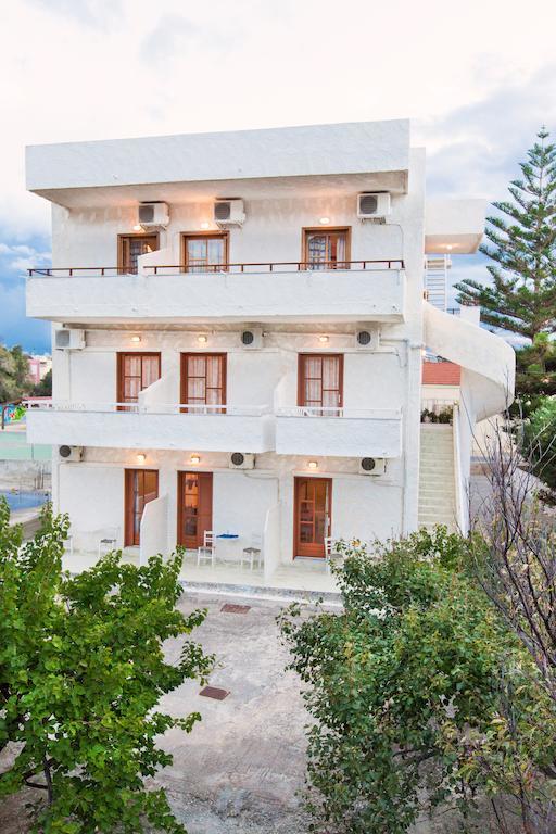 Filoxenia Apartments 2 Palaiochora Exterior foto